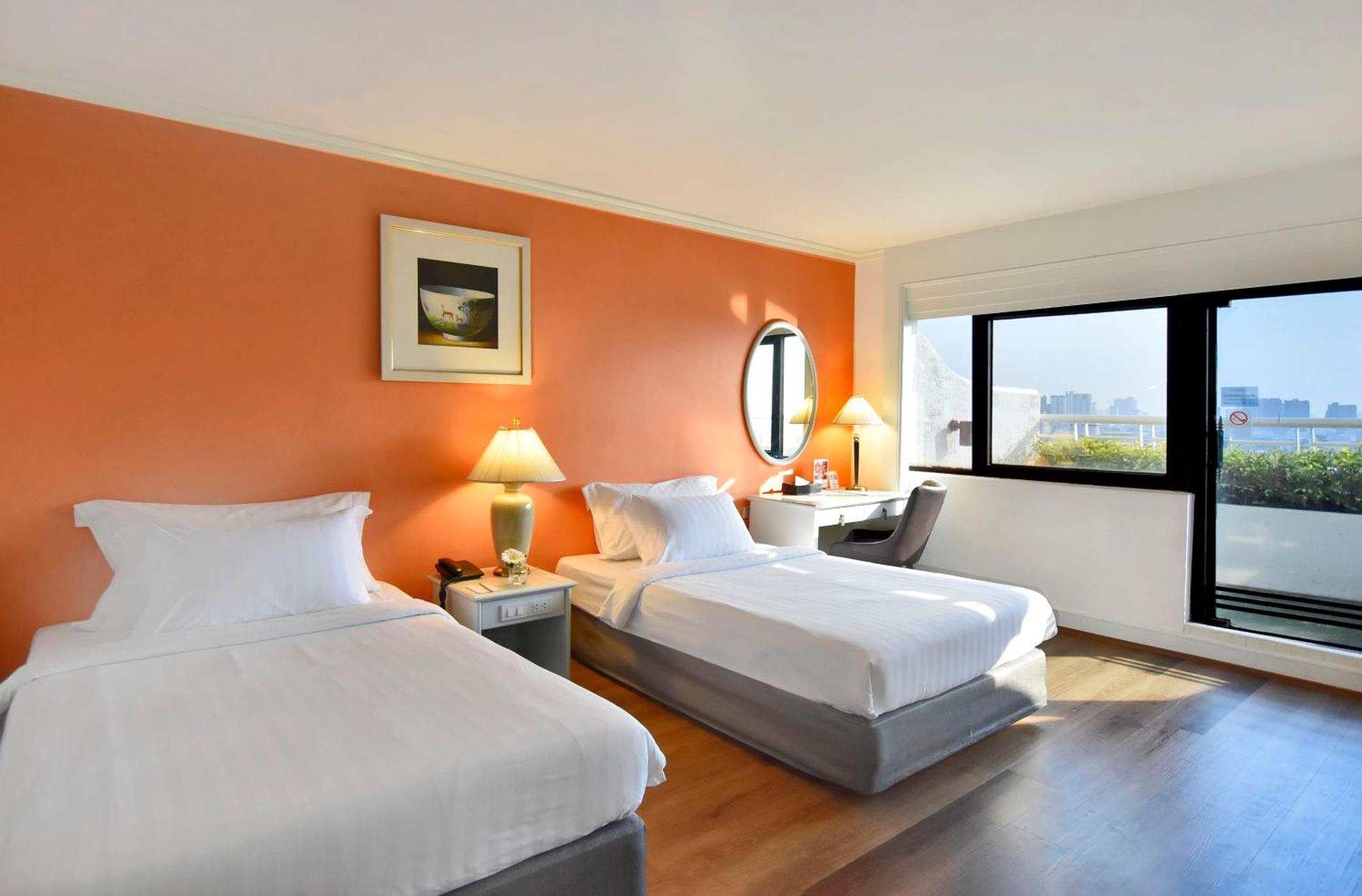 Deluxe Zweibettzimmer mit Balkon und Flussblick